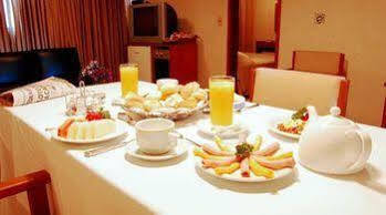 Carlton Hotel